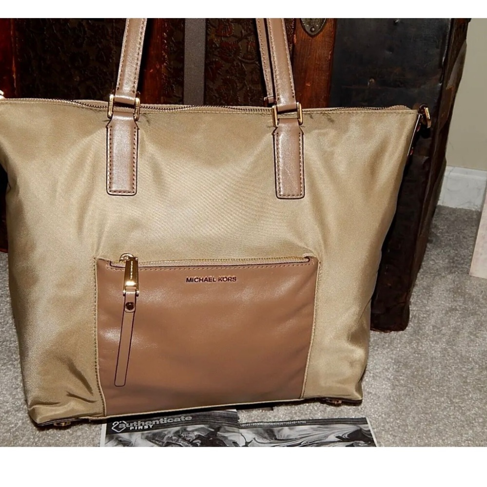 MICHAEL KORS ARIANA